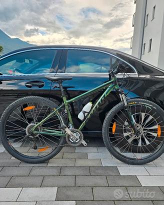  Kona Mahuna MTB 29