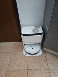 Robot lavapavimenti