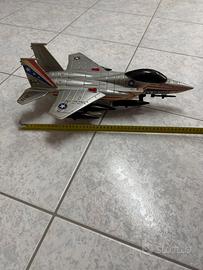 Modello aereo in metallo