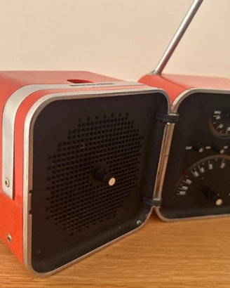 Brionvega TS 502 “Cubo” vintage anni ’60