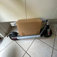 Monopattino  TX2 elettrico Fantic 500W