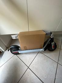 Monopattino  TX2 elettrico Fantic 500W