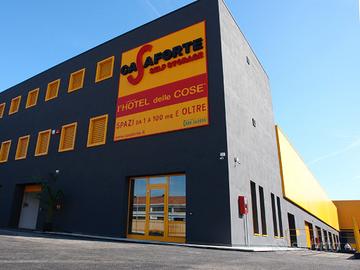 Garage magazzino per depositare tutto