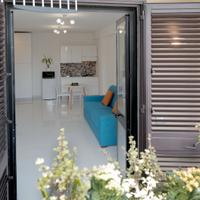 Taormina ampio monovano mq. 34 + posto auto