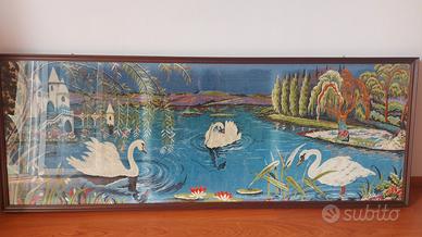 QUADRO CON ARAZZO IN LANA – PAESAGGIO LACUSTRE