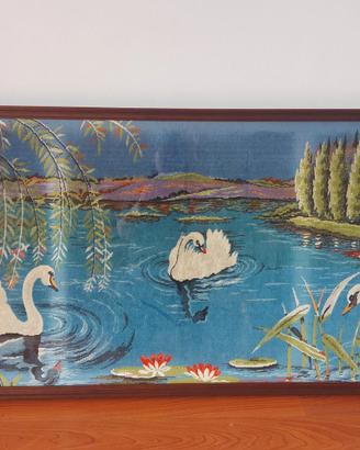 QUADRO CON ARAZZO IN LANA – PAESAGGIO LACUSTRE