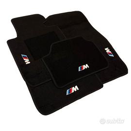 Tappetini in moquette per auto