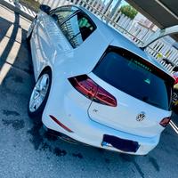 Golf 7.5  R-LINE ( 2018 )