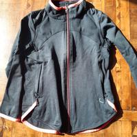 Maglia tecnica leggera bambina 5 anni.