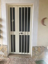 Portone  in alluminio bianco