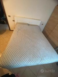 Letto matrimoniale 160x200 Ikea + materasso