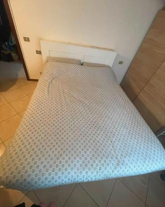 Letto matrimoniale 160x200 Ikea + materasso