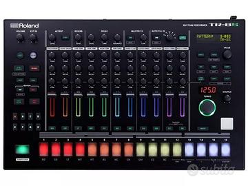 ROLAND TR-8S Rhythm Performer
