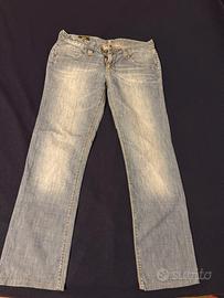 Jeans Lee jinx