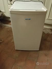 frigo sotto tavolo 
