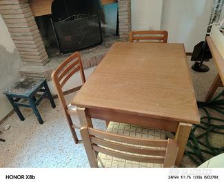 tavolo con sedie