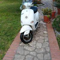 vespa ET4 125