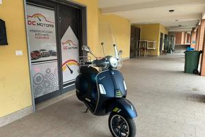 Piaggio Vespa 300 GTS hpe