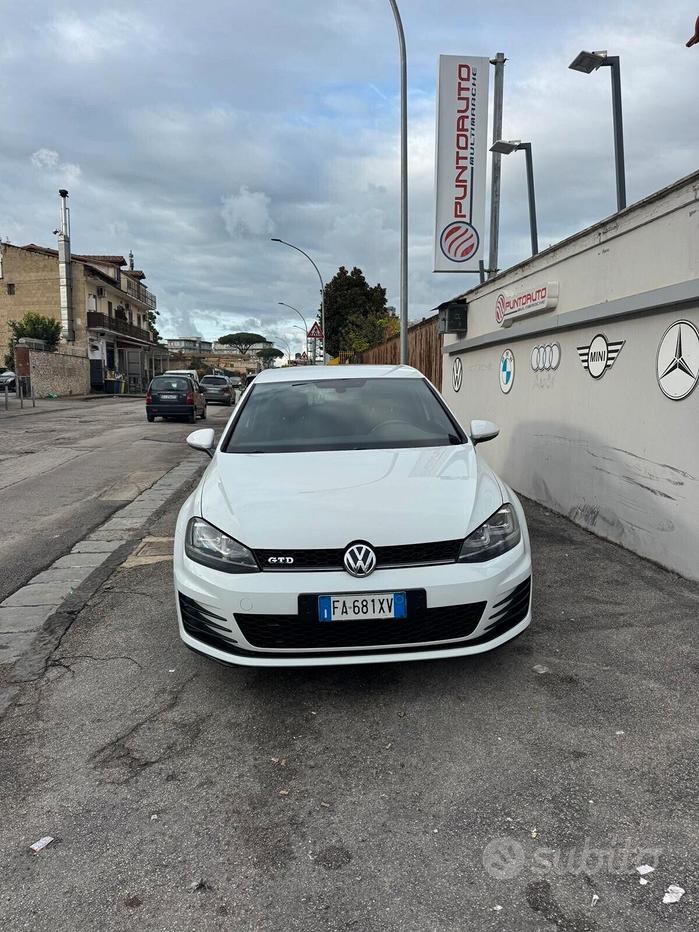 VOLKSWAGEN Golf 7ª serie