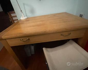 Scrivania marca SCHIFFINI interamente in legno