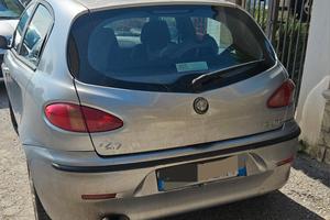 Alfa Romeo 147 jtd del 2002