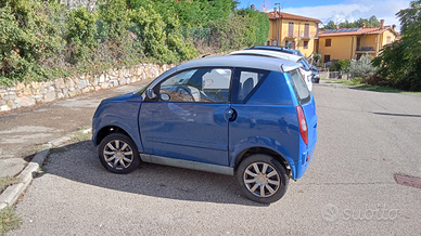 Microcar Aixam del 2007 blu