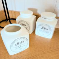 Contenitori La porcellana bianca