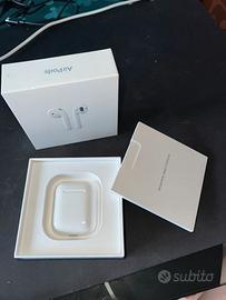 Apple AirPods 2nd generazione