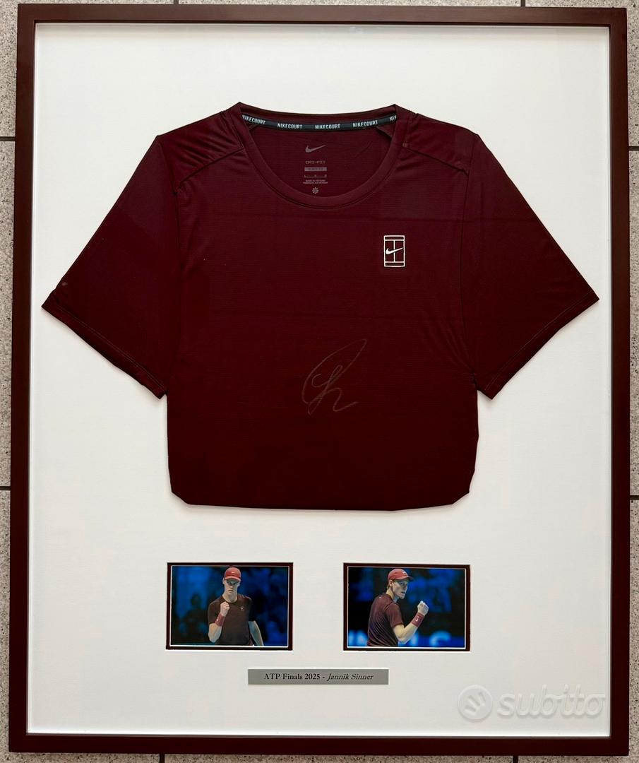 Maglia Nike ufficiale autografata da Jannik Sinner