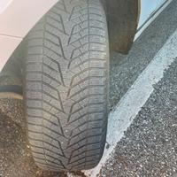 Gomme invernali yokohama LR Velar