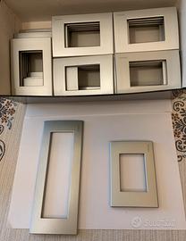 Materiale elettrico bTicino