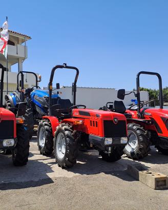Trattore Carraro Tigre 3200 con fresa e trincia da
