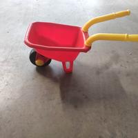 Carriola giocattolo