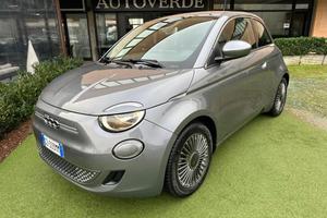 Fiat 500e 42KWH Business Openging Edition 16000km