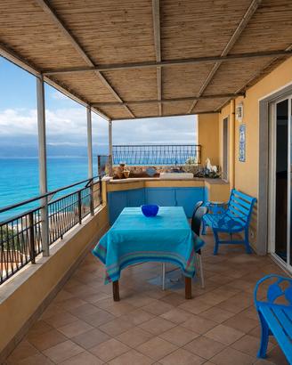 Attico fronte mare