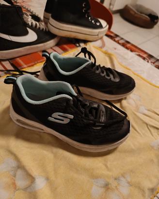scarpe sportive n.35 e 36