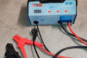 Caricabatterie e avviatore Ultimate Speed ULG 12A2