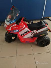 Moto scooter Peg Perego ducati