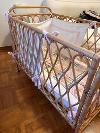 Lettino in vimini rattan usato marca Zara Home