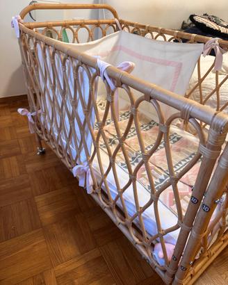 Lettino in vimini rattan usato marca Zara Home
