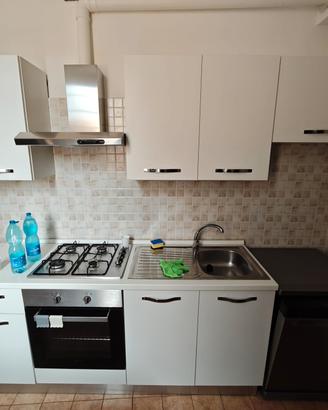 Cucina completa Mondo Convenienza Athena con forno