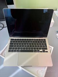 MacBook Air 13.6 M2 8GB/512GB