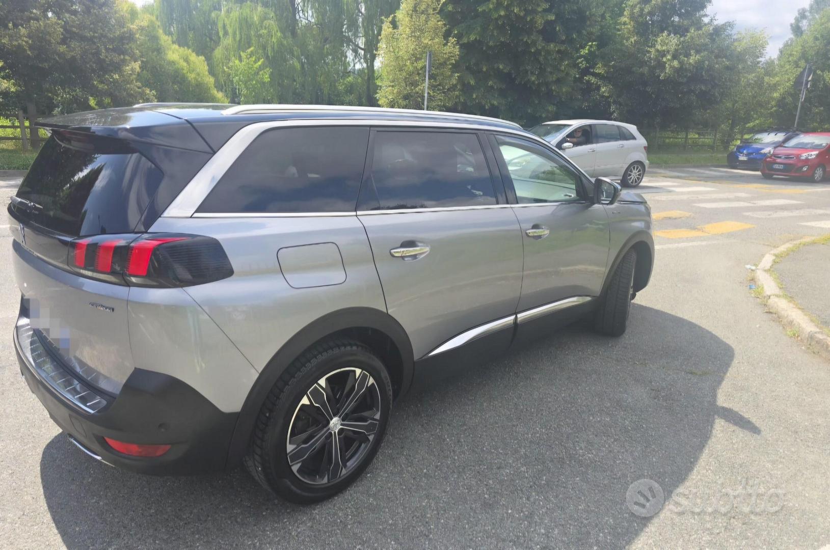Peugeot 5008 2018 photo 3