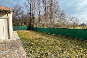 Bifamiliare ampia zona giorno e garage doppio