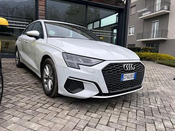 Audi A3 Sportback SPB 2.0 30 TDI S tronic Bus...