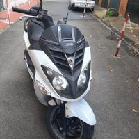 Sym Joyride 200 I EVO