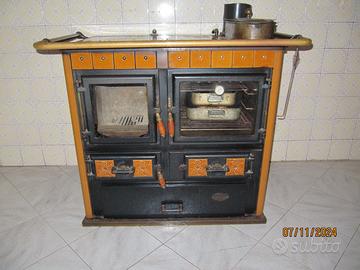 STUFA A LEGNA DI PREGIO " ANSELMO COLA "