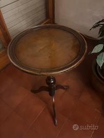 Sgabello ornamentale antico legno rovere