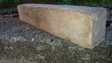 Tozzetti di cotto per pavimenti