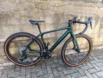 Bianchi Arcadex Pro in Carbonio  GRX820/822